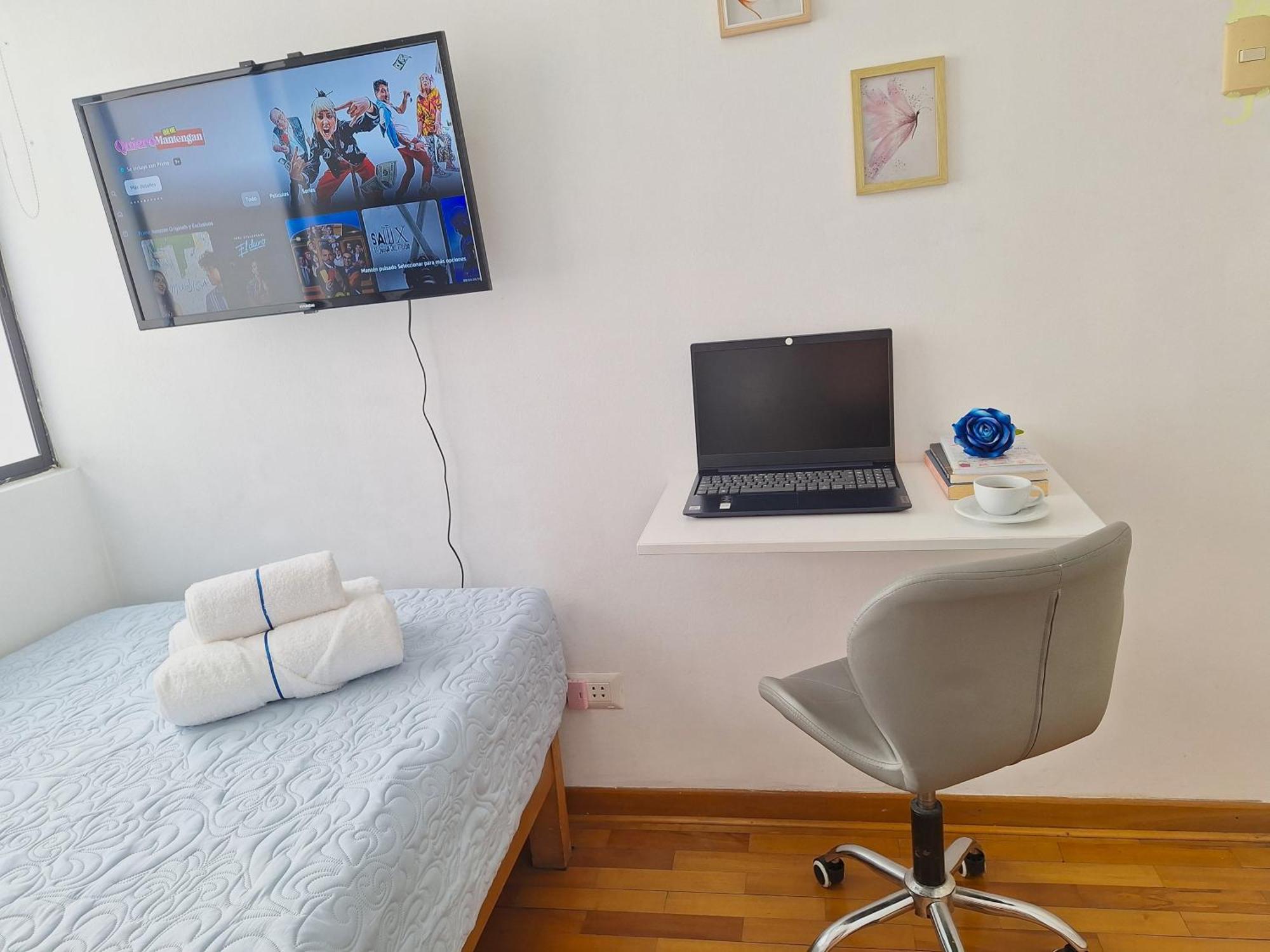 Karina Apartment Lima Bagian luar foto